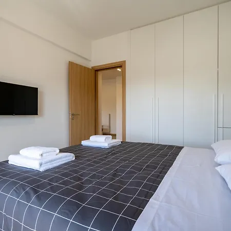 Attiki Sqr, Metro Station, 2 Bedrooms Flat By Mps *